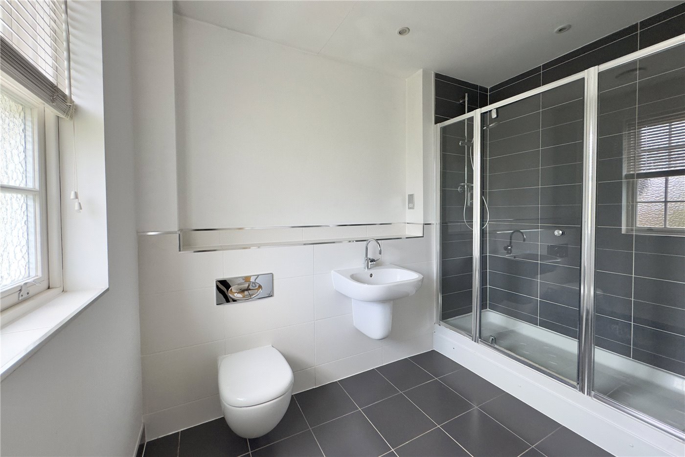 Bed 1 En-Suite